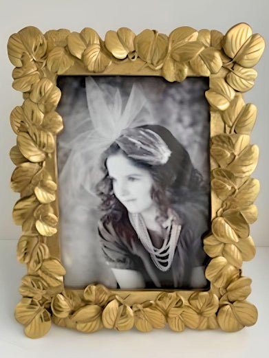 Ready-made Frame: Leaves - Frame 'n' Copy